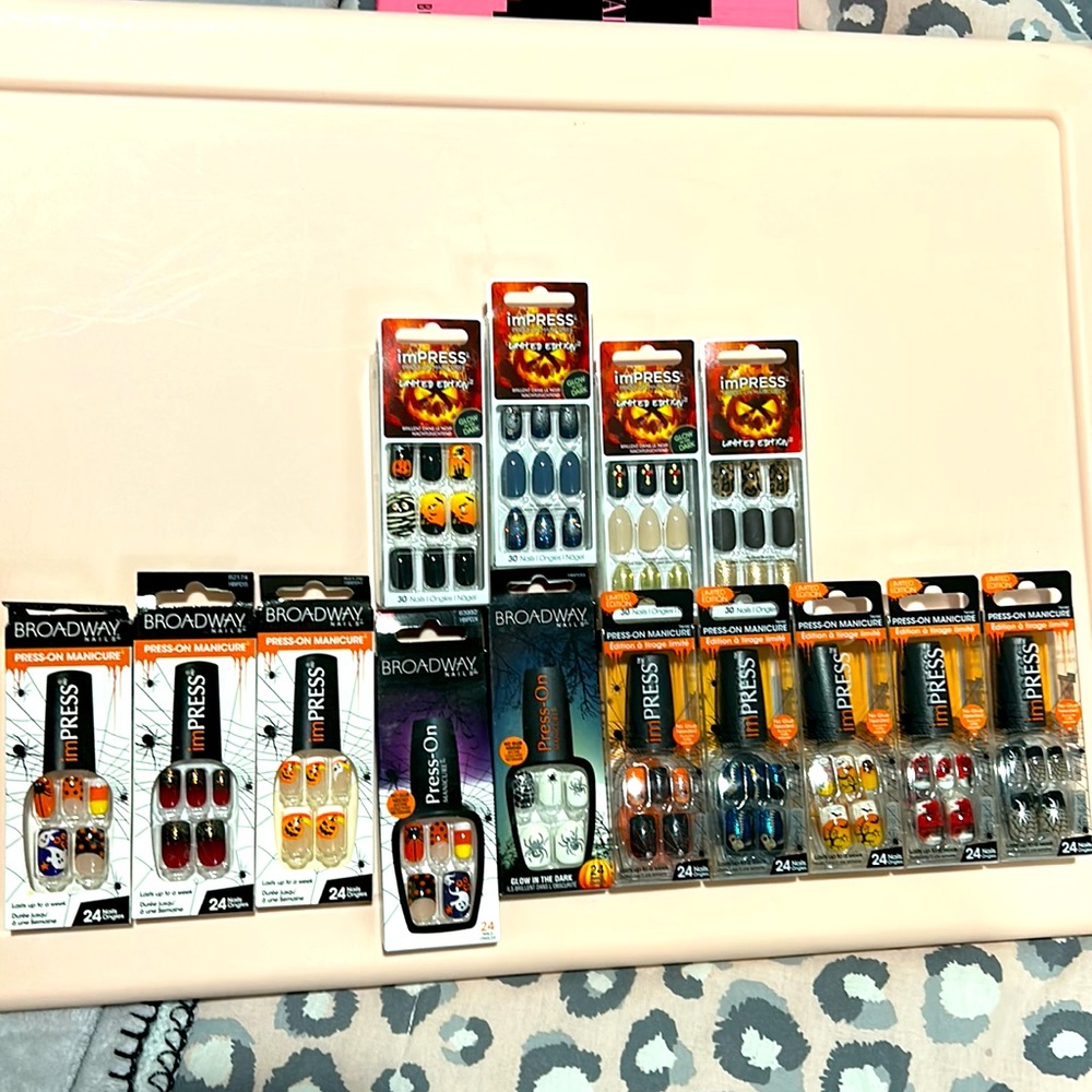 imPRESS HALLOWEEN NAILS